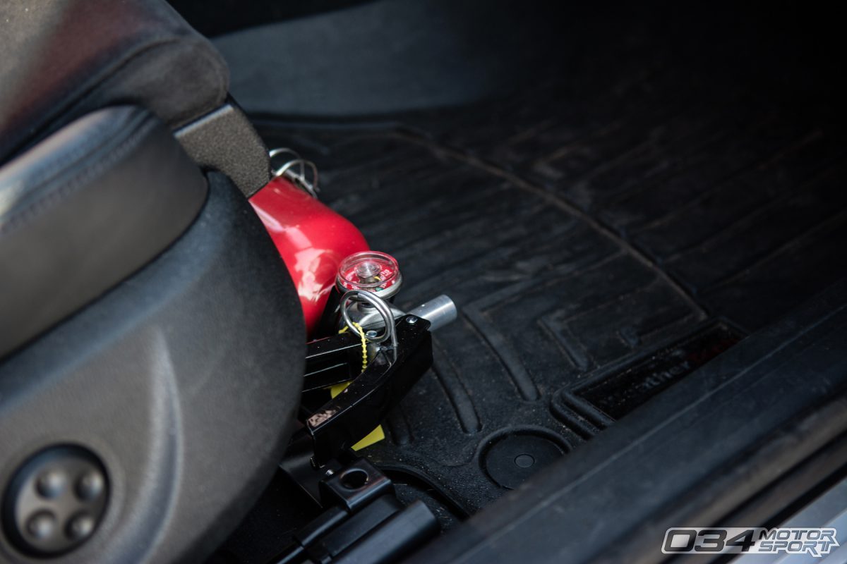 Fire Extinguisher inside B8.5 Audi S4