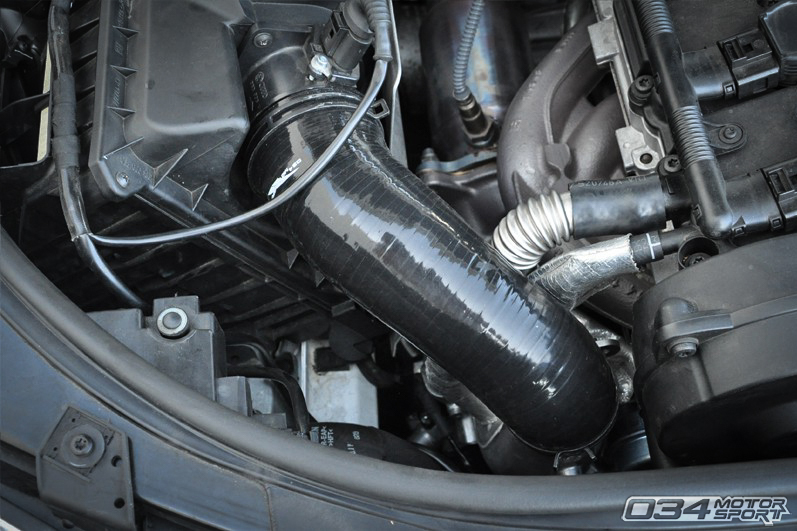 B7 Audi A4 2.0T FSI High Flow Silicone Turbo Inlet Hose